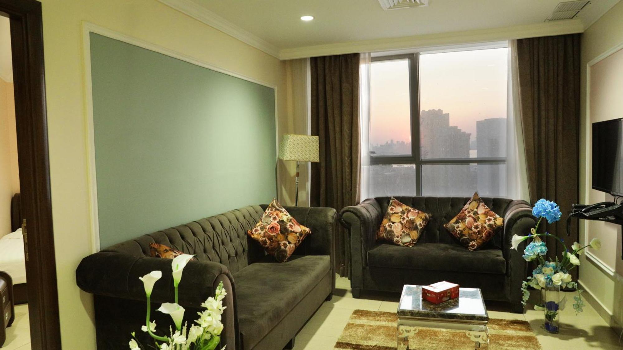 Laguna Hotel Suites Кувейт Экстерьер фото